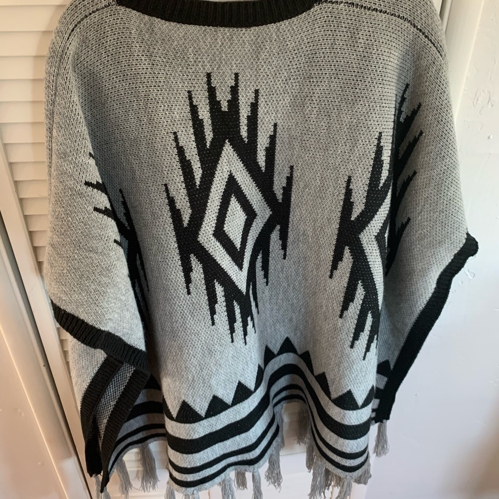 COZY THROW ON SWEATER/PONCHO